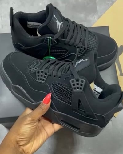 Air Jordan 4 Retro Black Cat 2020