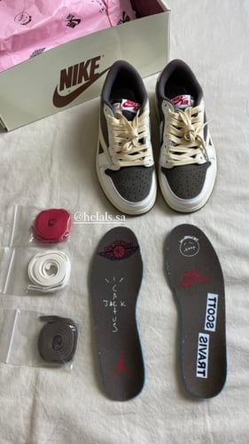 Travis scott x air Jordan 1 low OG “reverse mocha”