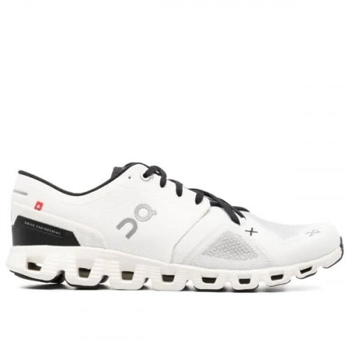 On Running On Cloud X 3 sneakers