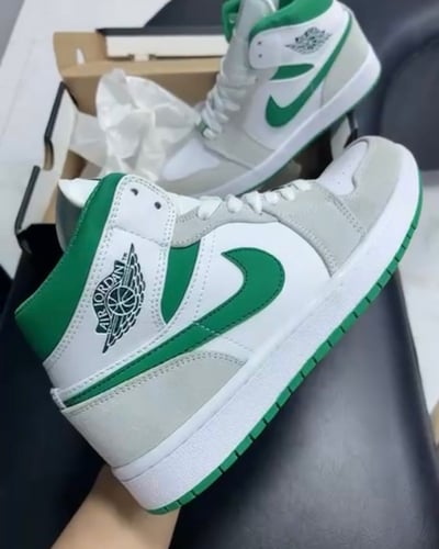 Air jordan 1 grey green