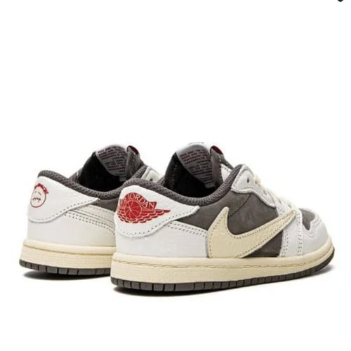 Travis Scott ‘Reverse Mocha’ kids