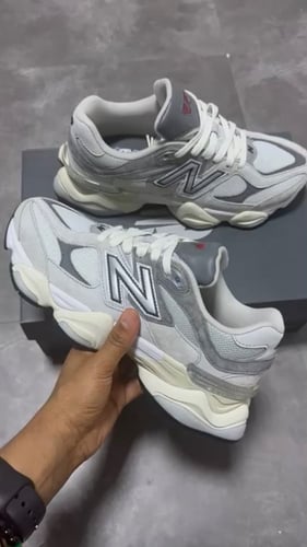 New Balance 9060 Rain Cloud Grey