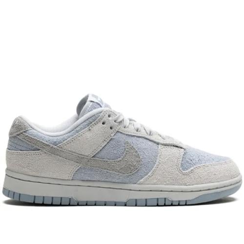 Nike Dunk Low "Suede"