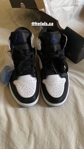 Air Jordan 1 mid-top SE sneakers