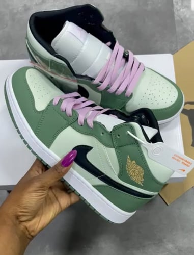 AIR JORDAN 1 MID SE "Dutch Green"