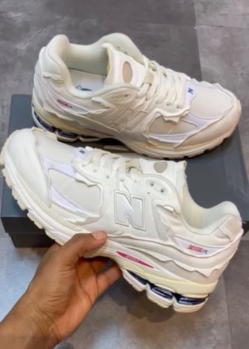 New Balance 2002R Protection Pack sneakers