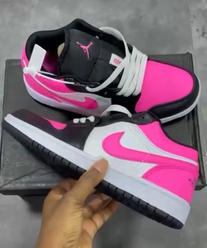 AIR JORDAN 1 LOW GS “PINKSICLE”