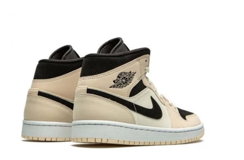 AIR JORDAN 1 MID "Guava Ice"