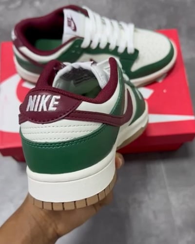 SB Dunk low "retro gorge green"