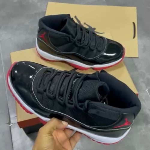 Air Jordan 11 Retro "Bred"