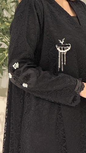 عباية قصة A مع تطريز الاكمام