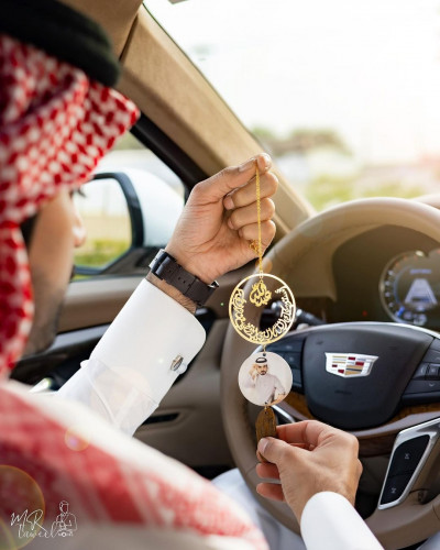 تعليقة سيارة بالصورة مع العود من - متجر عهود