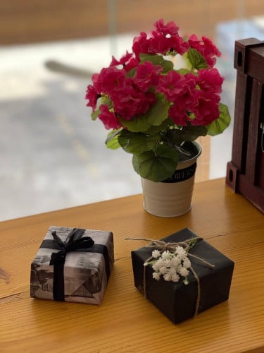 تغليف مع كرت اهداء