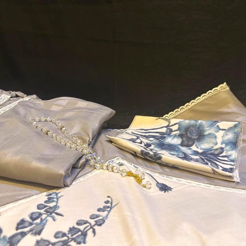 طقم شرشف صلاة وسجادة صلاة مع بيت المصحف