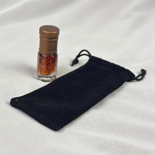 سجادة ومصحف مجزأ وكتيب دعاء وعطر وميدالية أذكار ال...