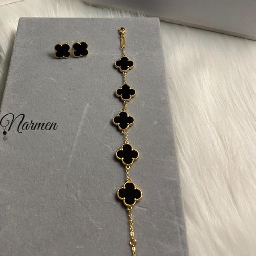 طقم بختم الماركة من فان كليف