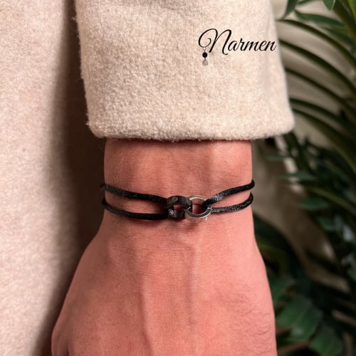 سوارة من مجموعة لوف من كارتير