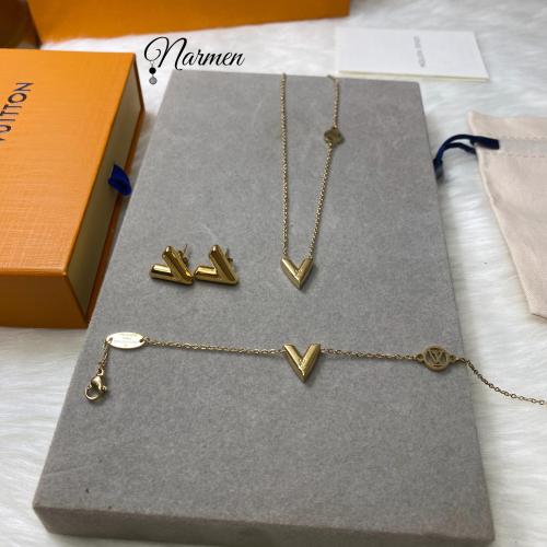 طقم ماستر كواليتي من لويس فيتون