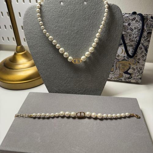 طقم لولو ماستر كواليتي من ديور