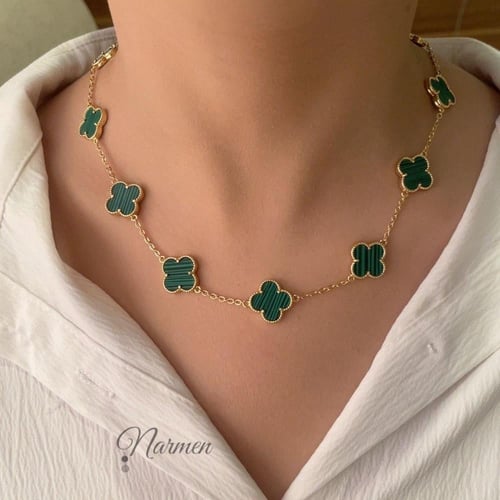 سلسال 10 وردات مطلي ذهب من فان كليف