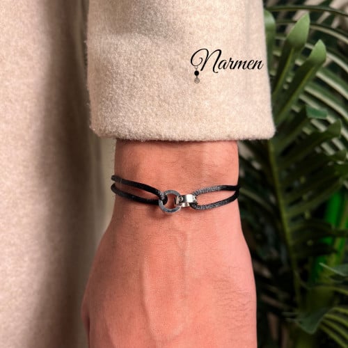 سوارة من مجموعة لوف من كارتير