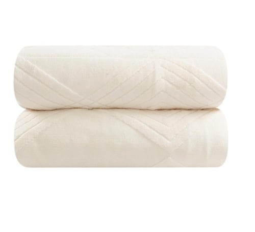 مفرش شتوي مزدوج مخمل7 قطع - كيان