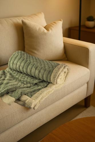 بطانية توليب مخمل فرو- مزدوج لون تفاني