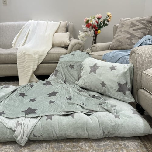 بكج الضيوف الشتوي لون نجوم