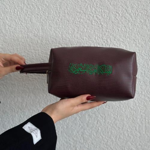 حقيبة يد جلدية مطرزة - المملكة العربية السعودية