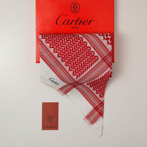 بكج كارتير شماغين من اختيارك من ماركة كارتير