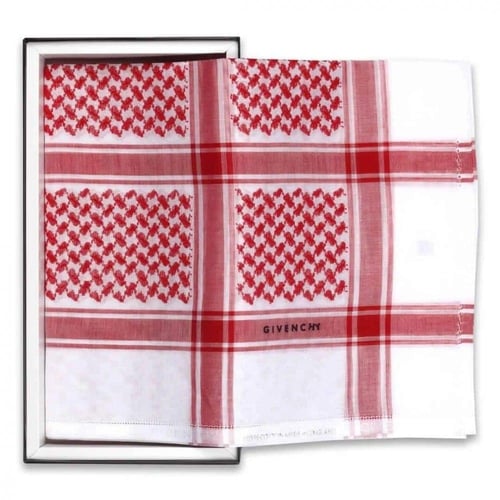 شماغ جيفنشي كلاسيك