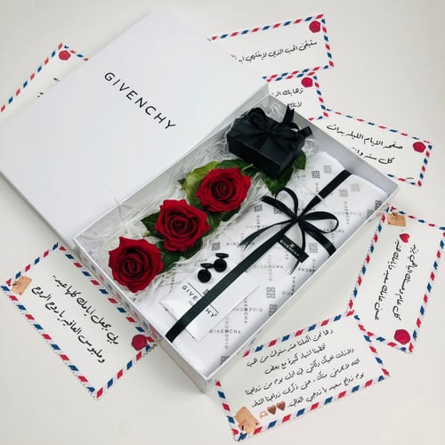 بكج قماش و ورد جوري مع الكبك جيفنشي