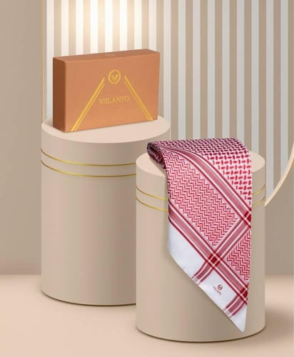 شماغ فيلانتو أحمر فاتح كلاسيك V4