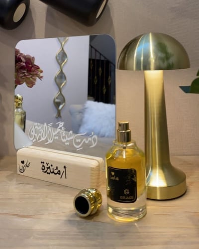 مرايا طاولات ومداخل بالاسم