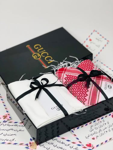 تنسيق هدية جوتشي شماغ وقماش