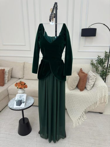 فستان زيتي فرنسي مخمل