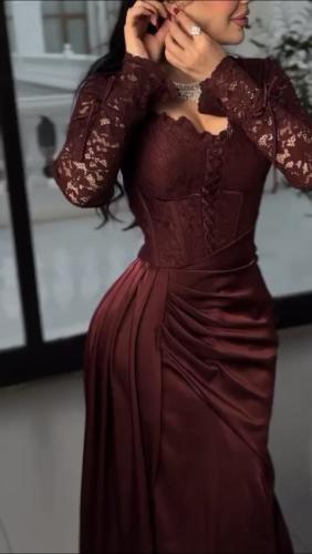 فستان بورغندي دانتيل