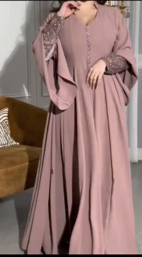 جلابيه ورديه ملكيه بتطريز فاخر