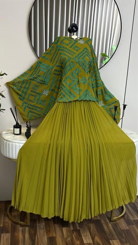 فستان اخضرملكي أنيق