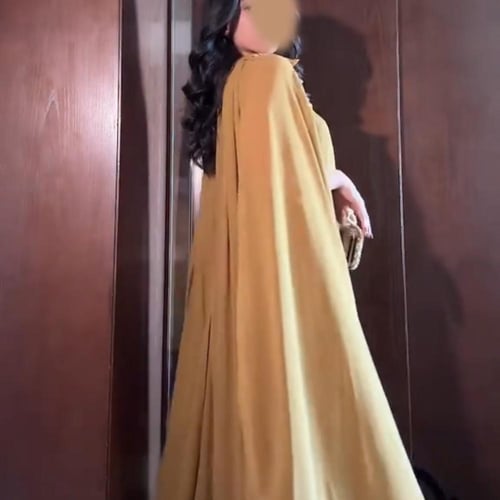 فستان بني بقصات ملكيه