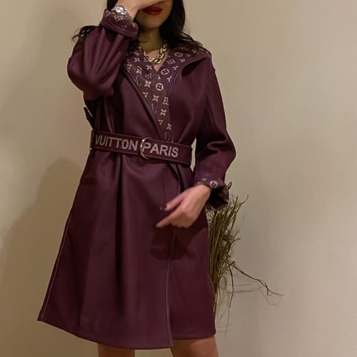 جاكيت Lv اللون العودي الرماني الرائع +حزام