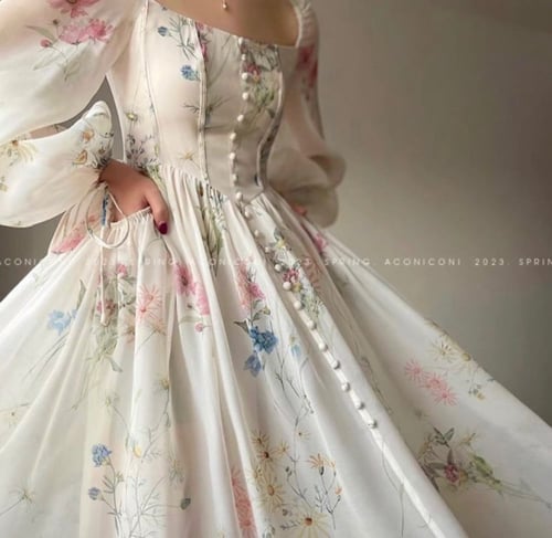 فستان فرنسي انثوي مزين بتشجيرات رائعه