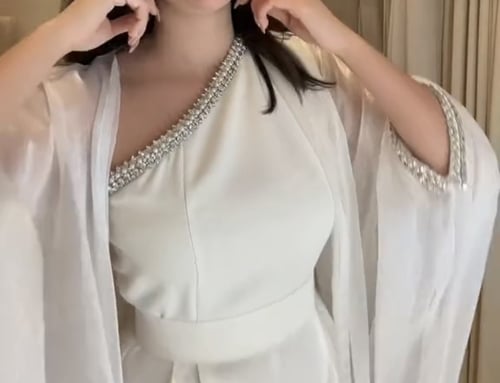 جمبوست سكري مطرز بالكريستالات الرائعه مكون من قطعت...