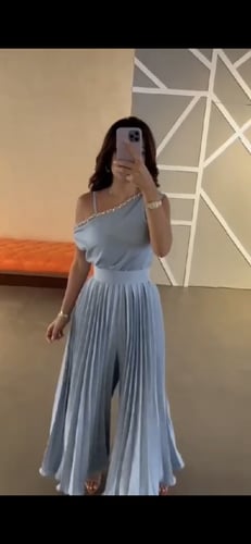 جمبوست ازرق بليسيه مطرز بالكريستالات