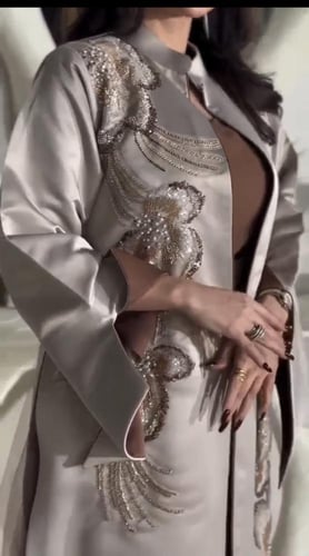 جلابيه انيقه بالتطريز اليدوي