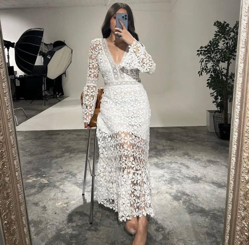 فستان اوربي جبير فخم ابيض