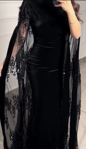 فستان اوربي مخمل مزين بالشيفونات والترتر الاصلي (ش...