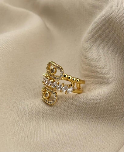 خاتم ذهبي تصميم فاخر يليق بجمالك!