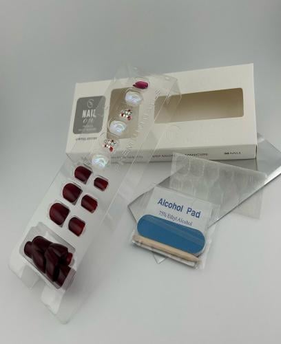 مجموعة أظافر تركيبية باللون الأحمر الداكن مع زخارف...