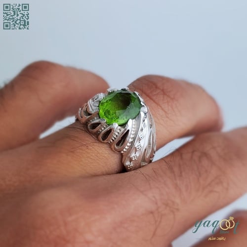 خاتم فضه صياغه يدويه مميزه مع حجر الزبرجد